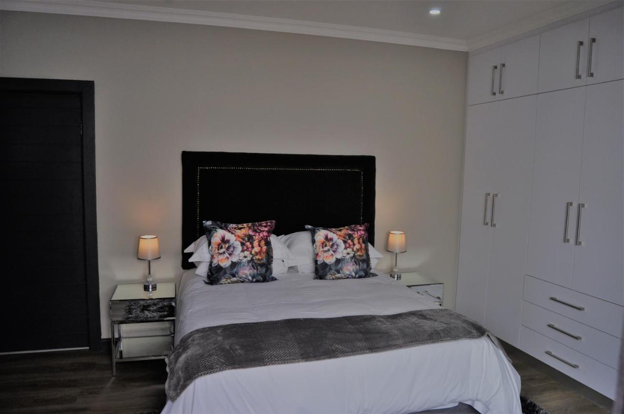 איסט לונדון One Oak B&B מראה חיצוני תמונה